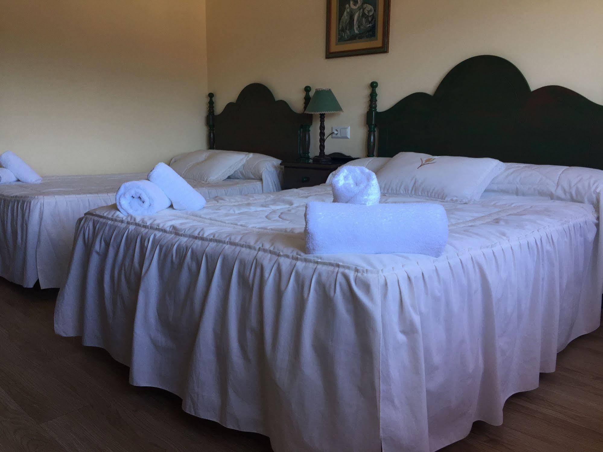 Albergue As Eiras Lires Kültér fotó
