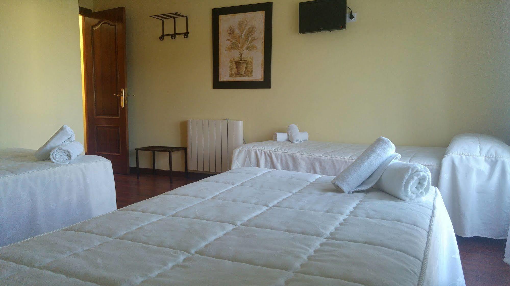 Albergue As Eiras Lires Kültér fotó